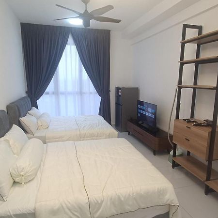 Sky Trees 4 Guests High Floor Smart Tv Garden View A1801 Apartment Johor Bahru Exterior foto
