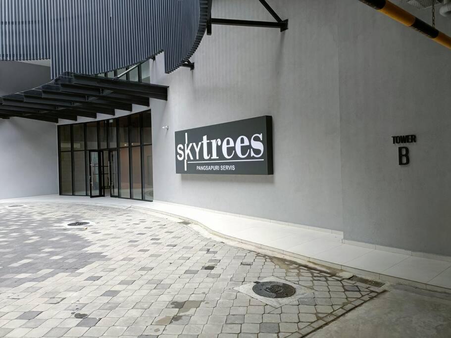 Sky Trees 4 Guests High Floor Smart Tv Garden View A1801 Apartment Johor Bahru Exterior foto