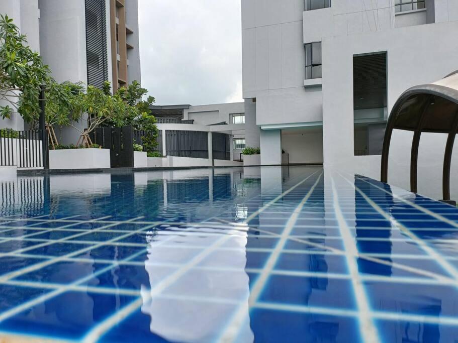 Sky Trees 4 Guests High Floor Smart Tv Garden View A1801 Apartment Johor Bahru Exterior foto
