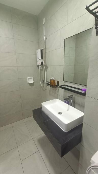 Sky Trees 4 Guests High Floor Smart Tv Garden View A1801 Apartment Johor Bahru Exterior foto